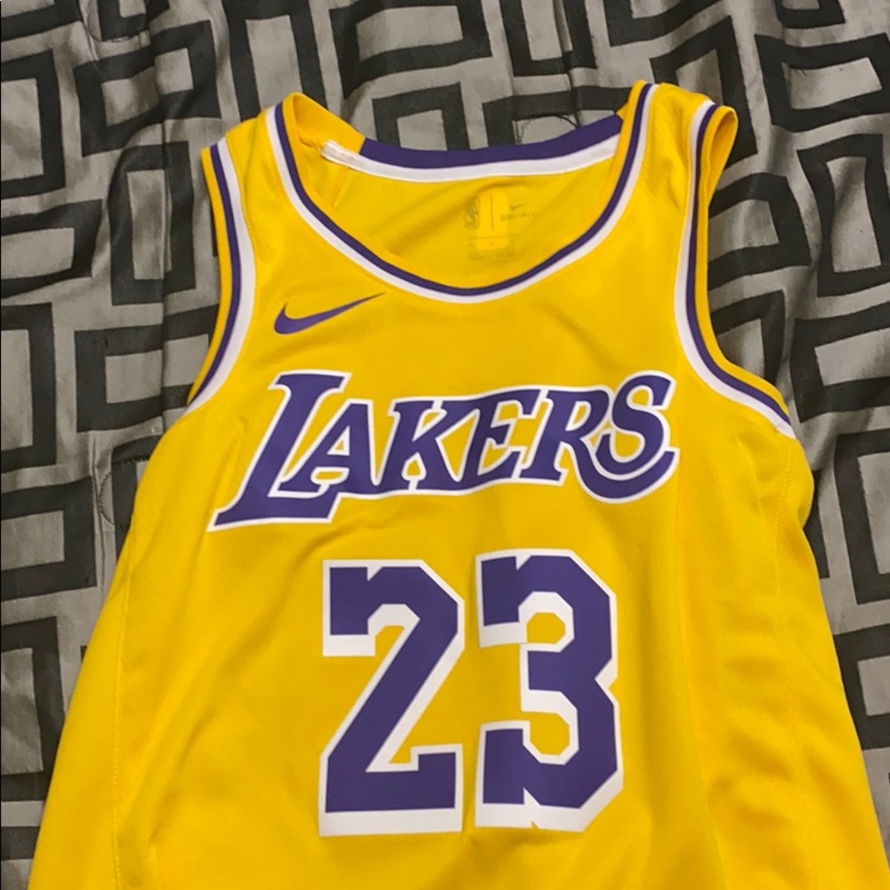Lebron James jersey